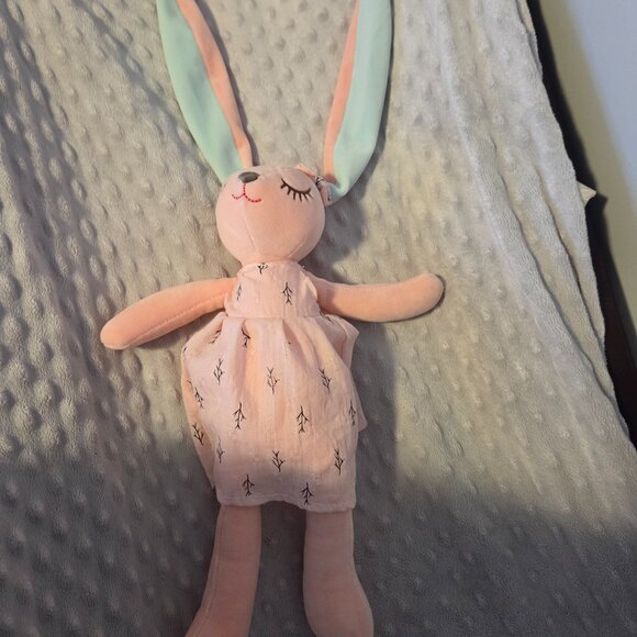 Pink bunny - Picture 1 of 2